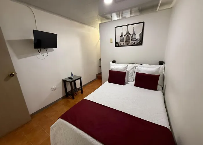 Ayenda Marana